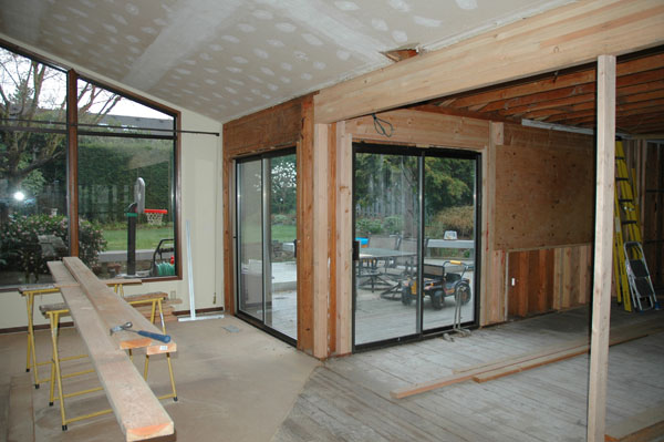 03_living_room_view_01_03