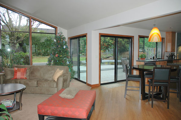 03_living_room_view_01_05